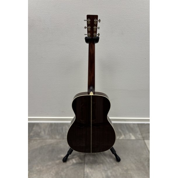 (USED) Sigma OMT-28H w. Softshell Case